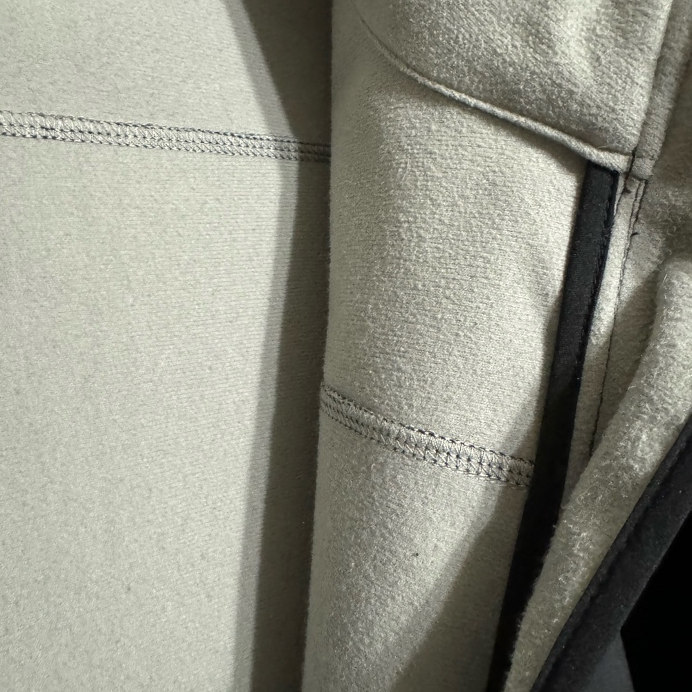 Cabela’s Jacket - Picture 3 of 5